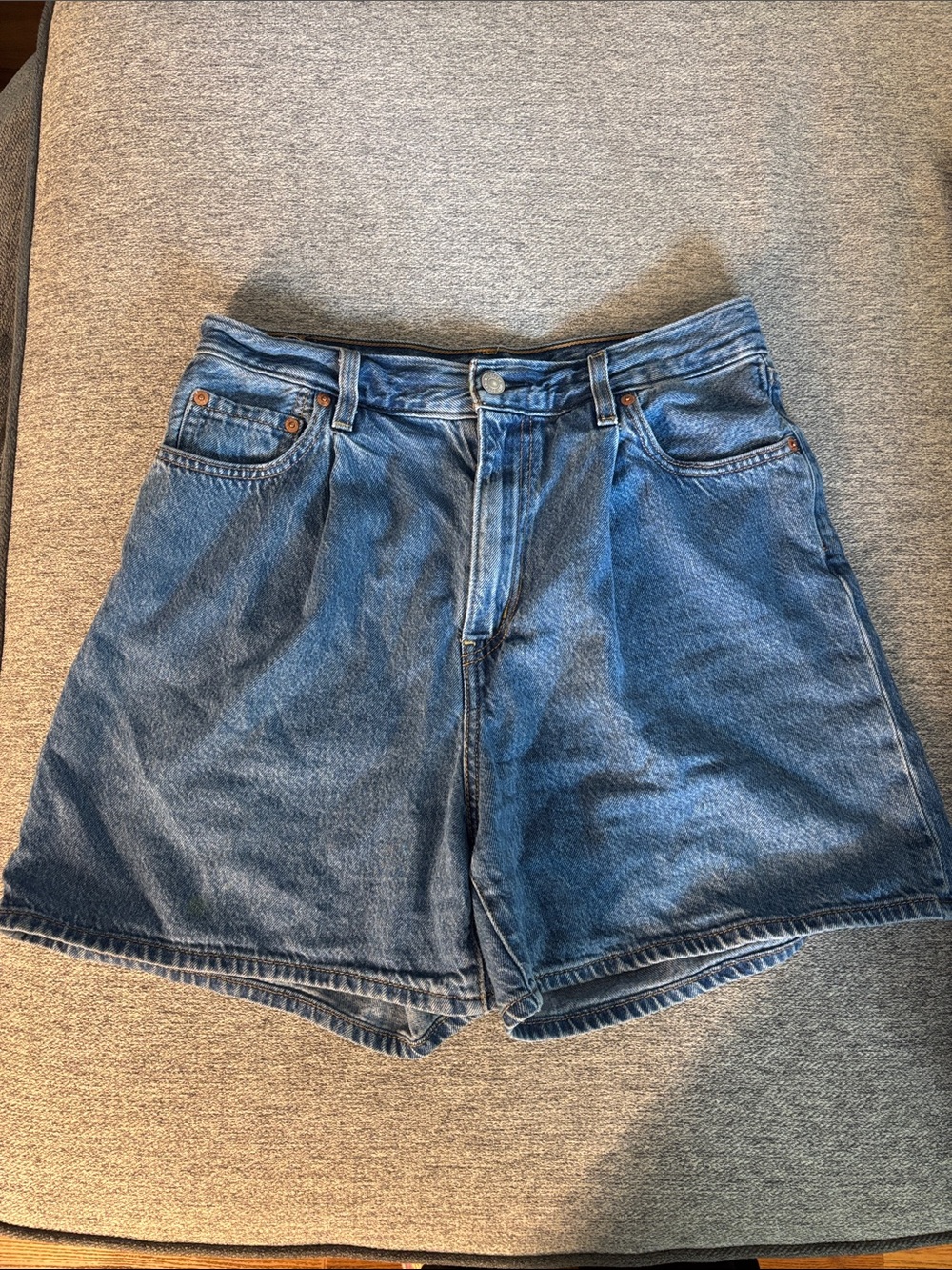 Levi’s Ribcage Shorts
